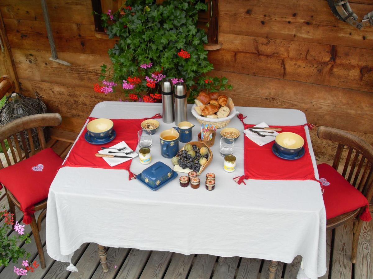 Le Grenier Bed & Breakfast Saint-Paul-en-Chablais Екстериор снимка