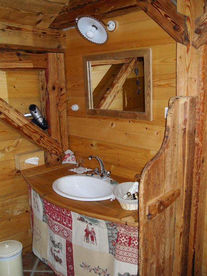 Le Grenier Bed & Breakfast Saint-Paul-en-Chablais Екстериор снимка