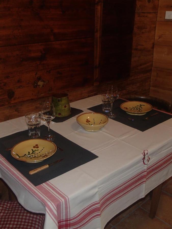 Le Grenier Bed & Breakfast Saint-Paul-en-Chablais Екстериор снимка